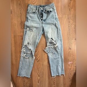 Wild & Fable distressed jeans size 24